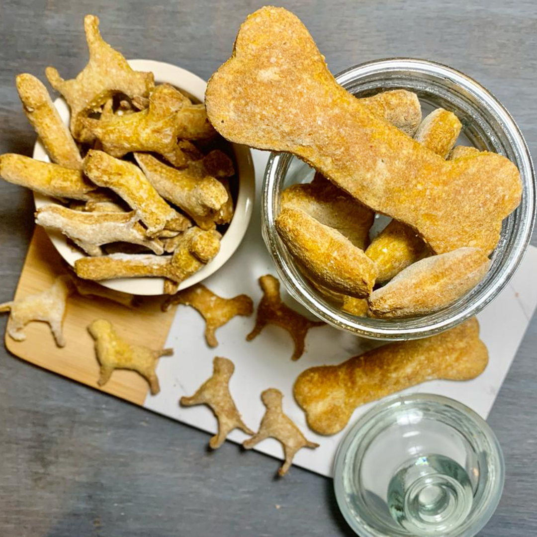 Recipes :: Basic recipes :: Instant Vortex Air Fryer - DIY Pumpkin & Peanut Butter Dog Biscuits