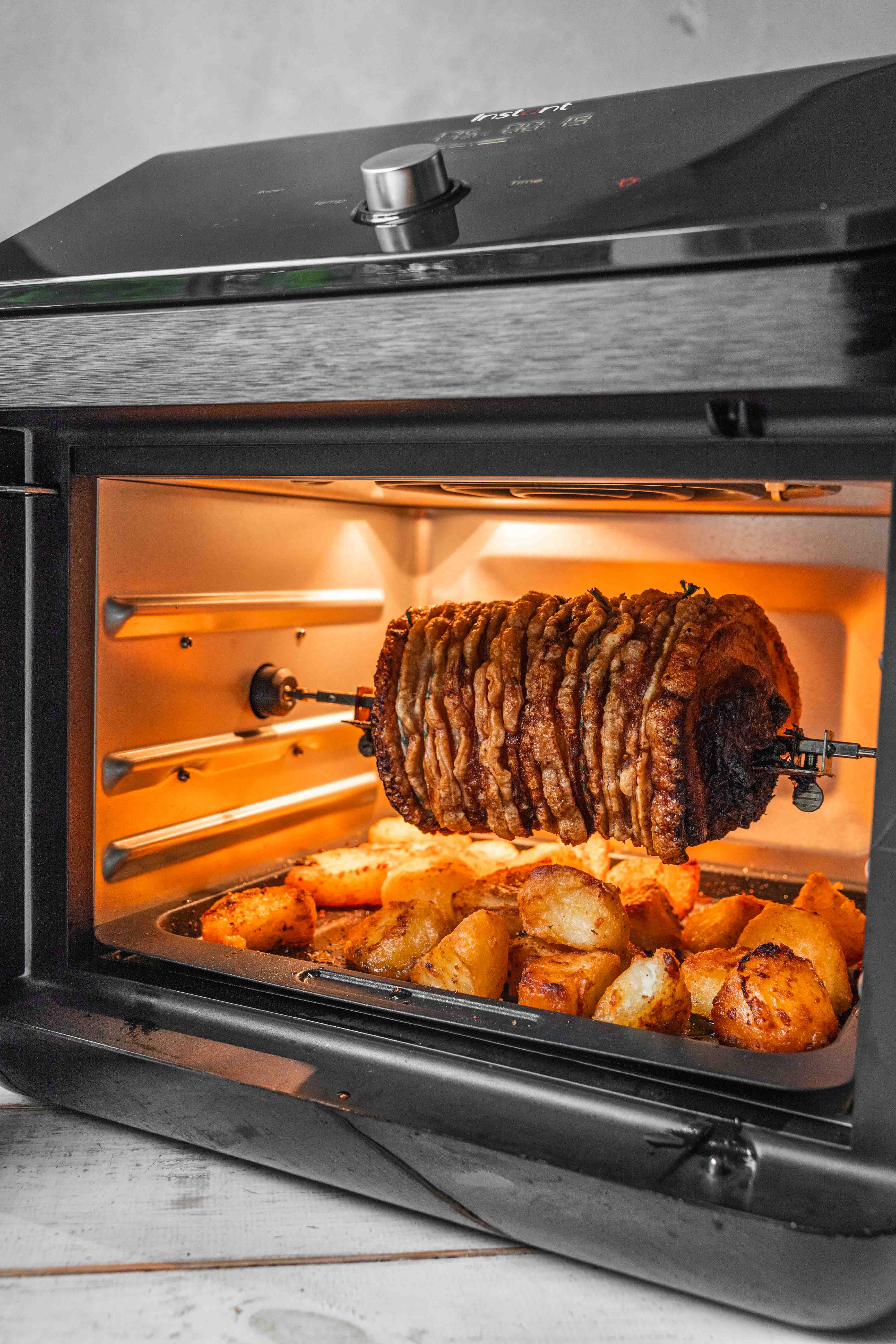 Perfectly rolled roast pork (Porchetta)