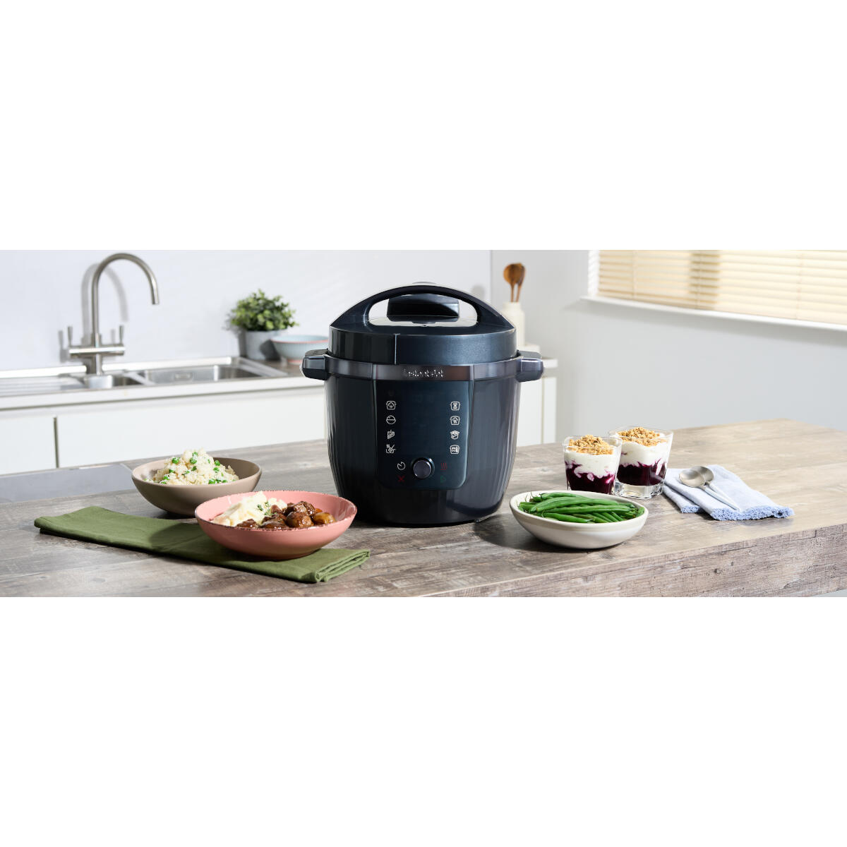 Instant Pot Pro WiFi 5.7L multi-cooker