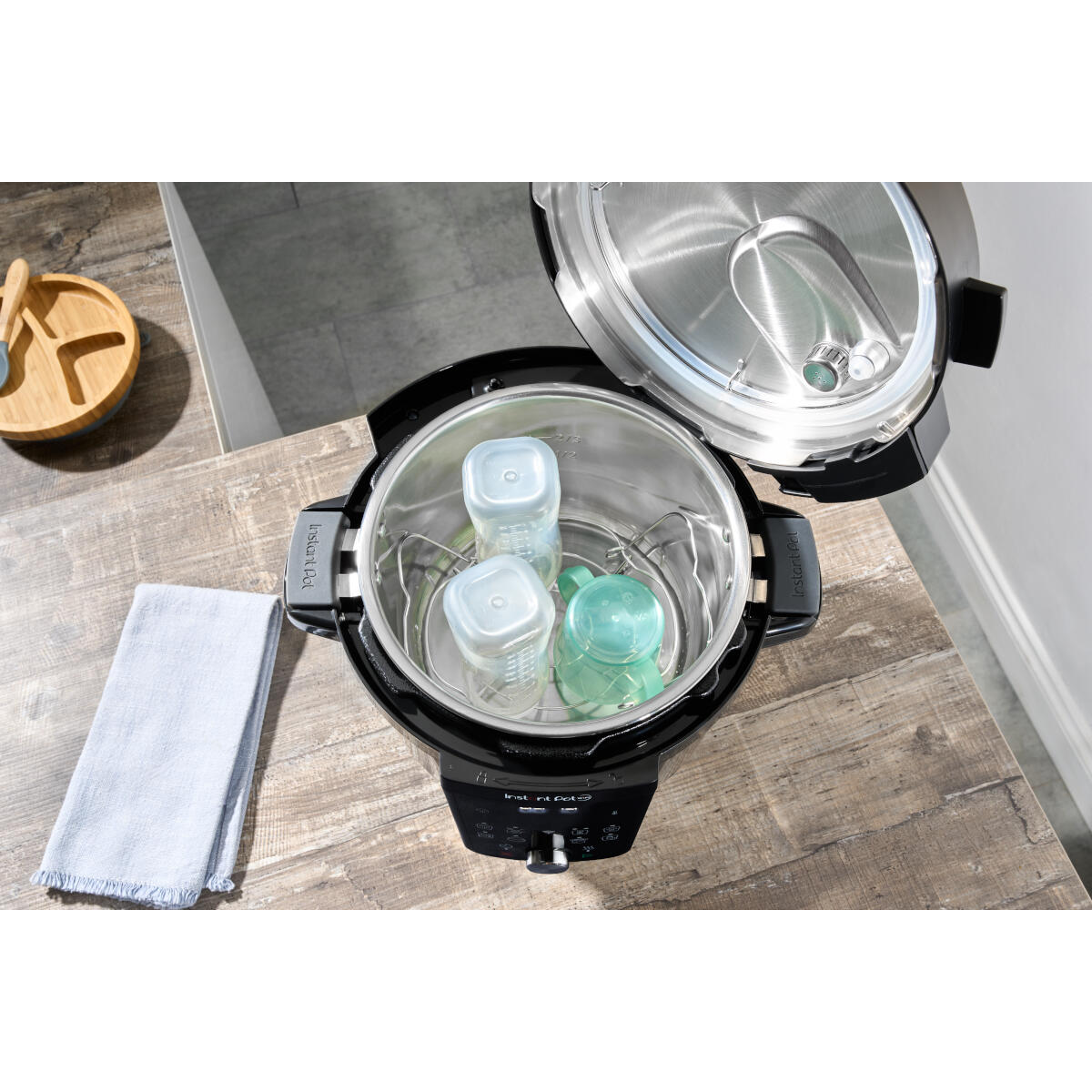 Instant Pot Plus WiFi 5,7L Multikocher