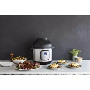 Instant Pot Duo Crisp 7.6L multicooker with air fryer